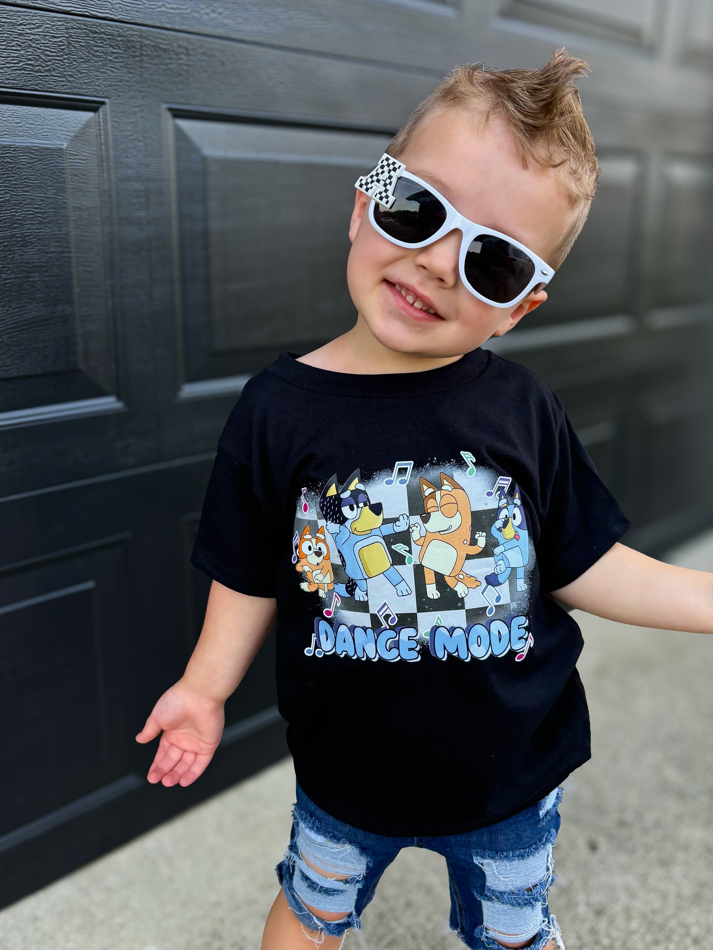 Dance Mode Kids Tee: DLTPO