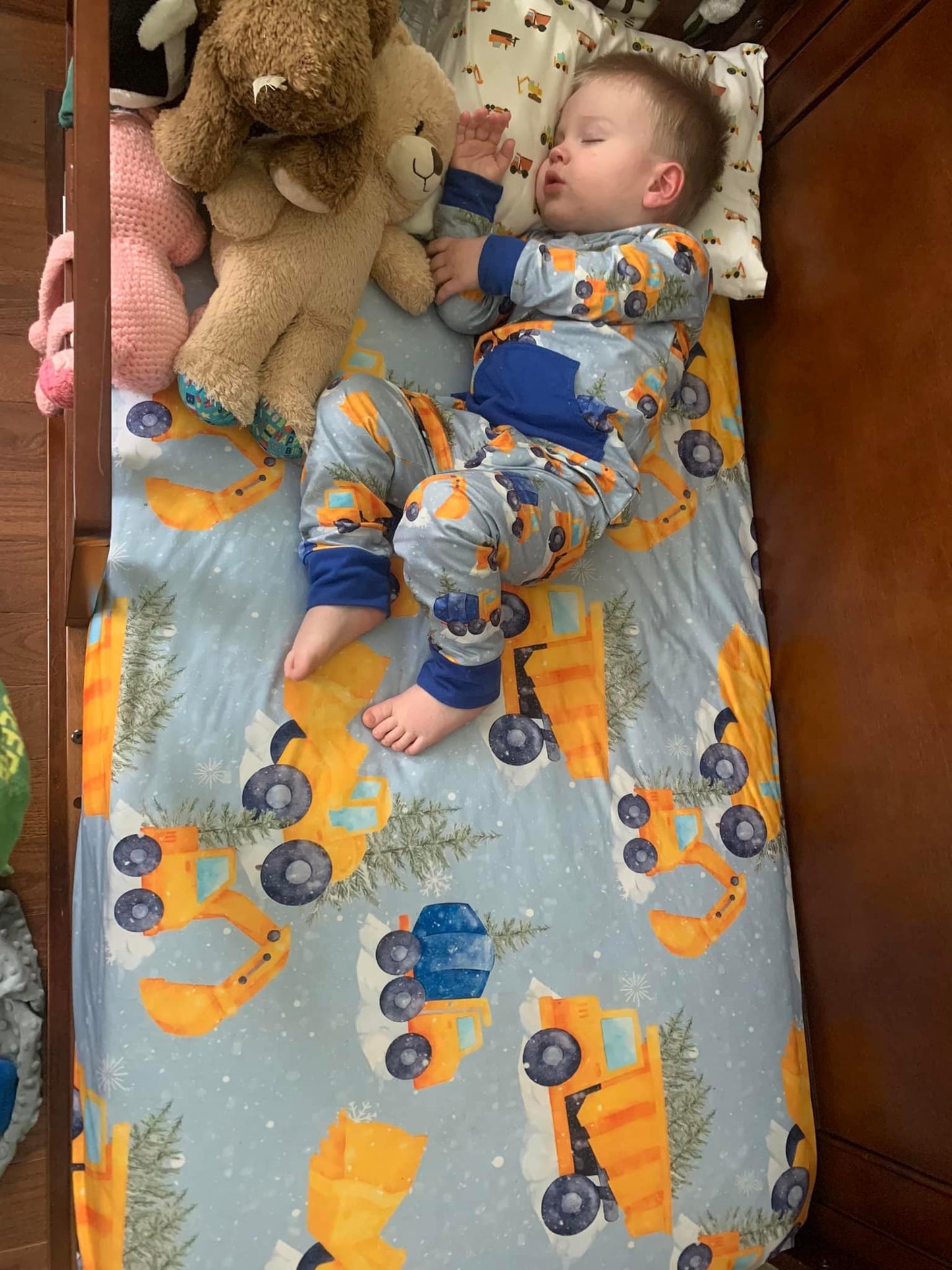 Customized Fitted Sheets- Boys Boys Boys