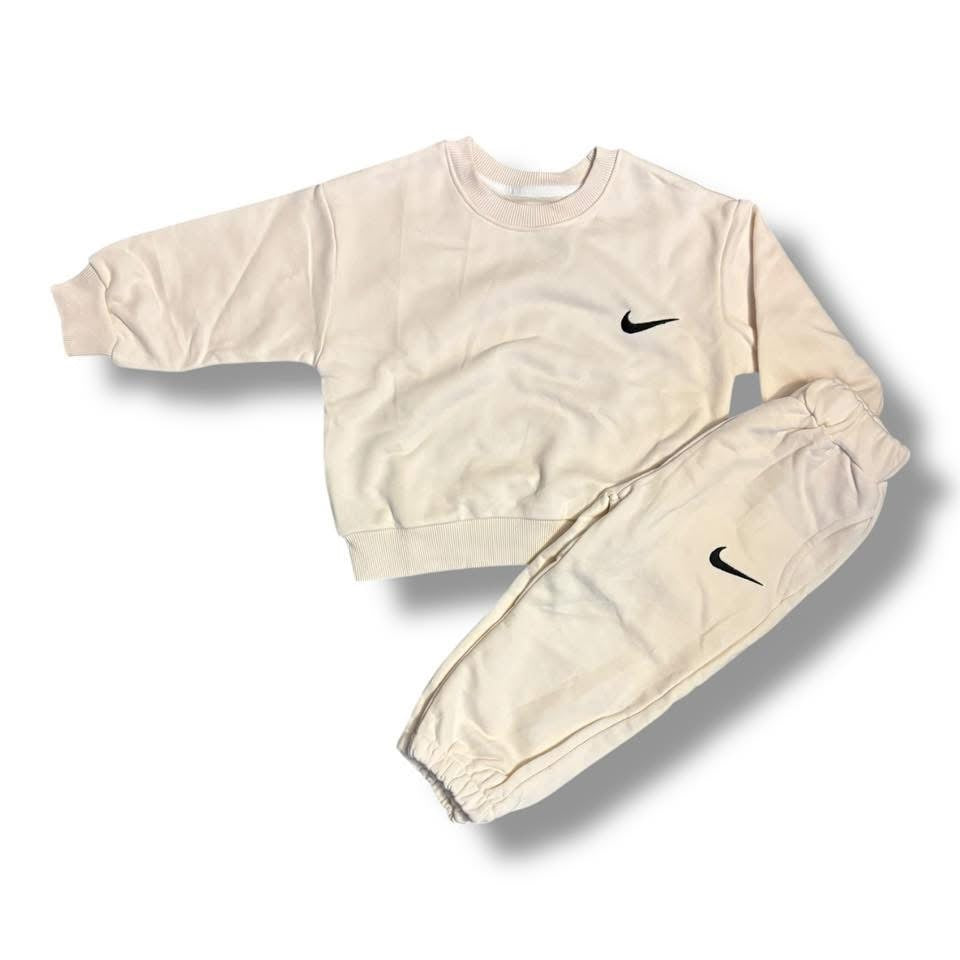 18-24 Thick Sweat Set *CLOSEOUT SALE*