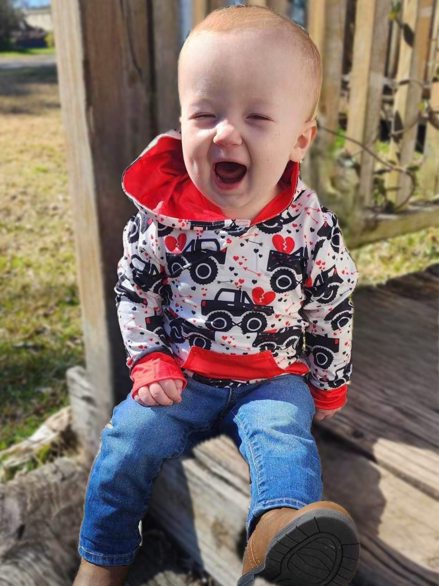 ᴡᴇᴇᴋʟʏ ᴘʀᴇ ᴏʀᴅᴇʀ Valentine's Day Monster Truck Heartbreaker Hoodie