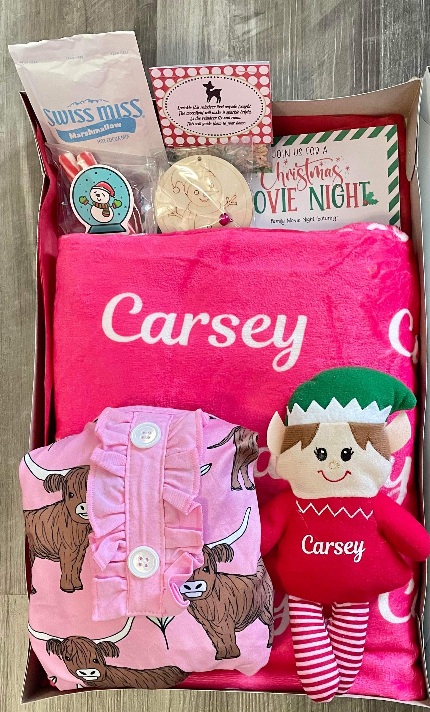 Deluxe Christmas Eve Box (30x40" Blanket/Personalized Gingerbread Plush/Pajamas/Reindeer Food/Cocoa/Popcorn/Sticker Sheet/Soft Peppermint Sticks)