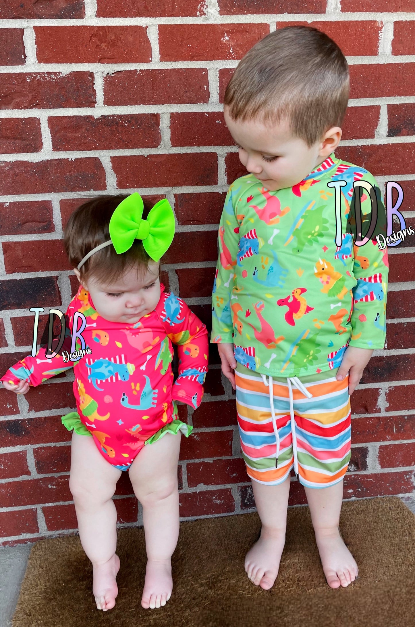 ʀᴇᴀᴅʏ ᴛᴏ ꜱʜɪᴘ! Girls Neon Dino Swim