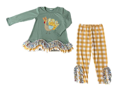 ᴡᴇᴇᴋʟʏ ᴘʀᴇ ᴏʀᴅᴇʀ Thanksgiving Embroidered Turkey Floral Ruffle Set