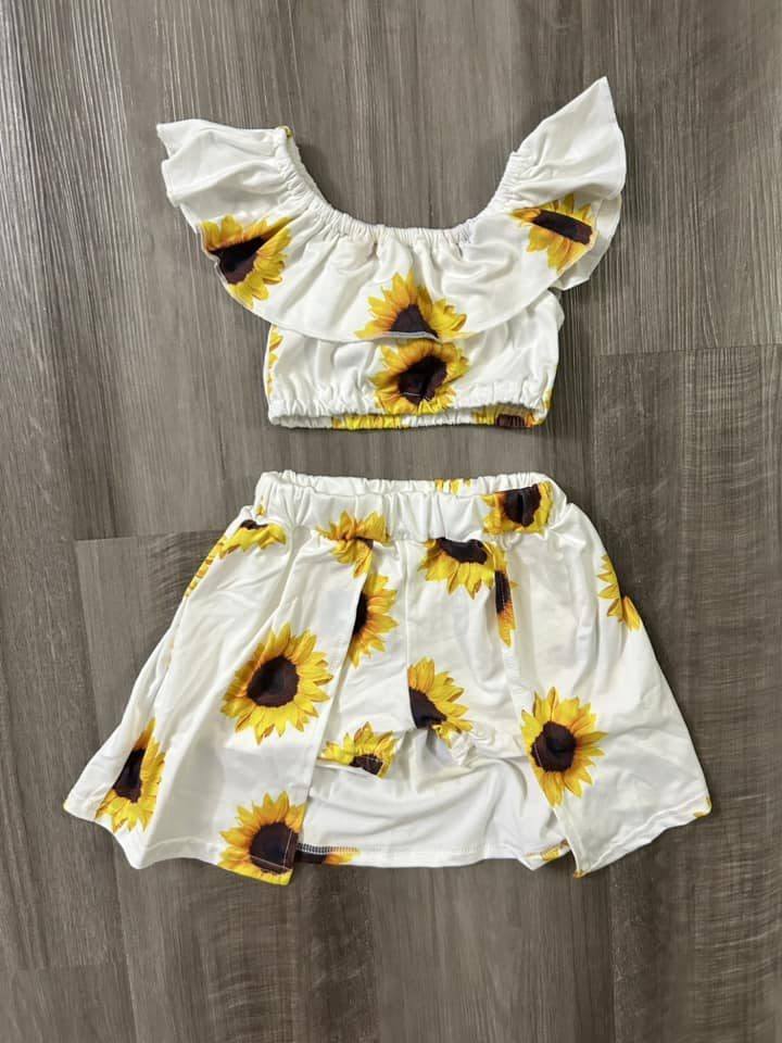 12-18mo   ʀᴇᴀᴅʏ ᴛᴏ ꜱʜɪᴘ! Sunflower Crop and Skort