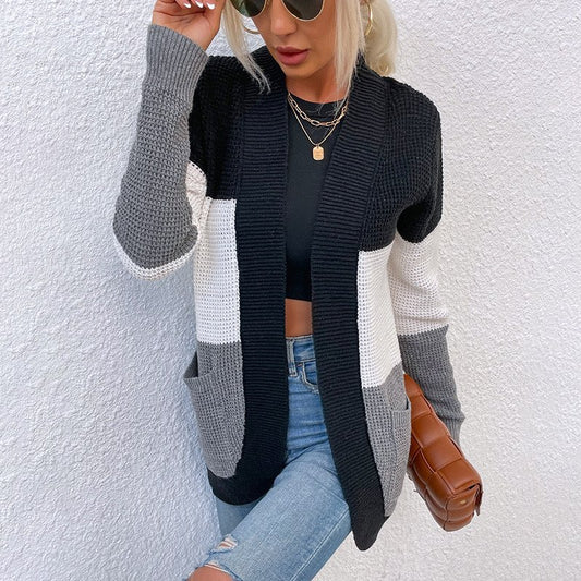 ᴡᴇᴇᴋʟʏ ᴘʀᴇ ᴏʀᴅᴇʀ Women's Cardigan